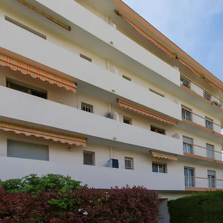 Les Vespins Private Studio Apartment
